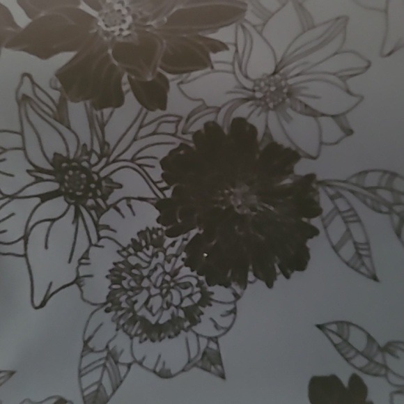 Dress - Picture 5 of 9